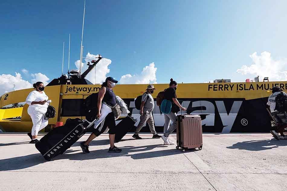 Sectur señala que más de 20 millones de turistas llegarían en este verano