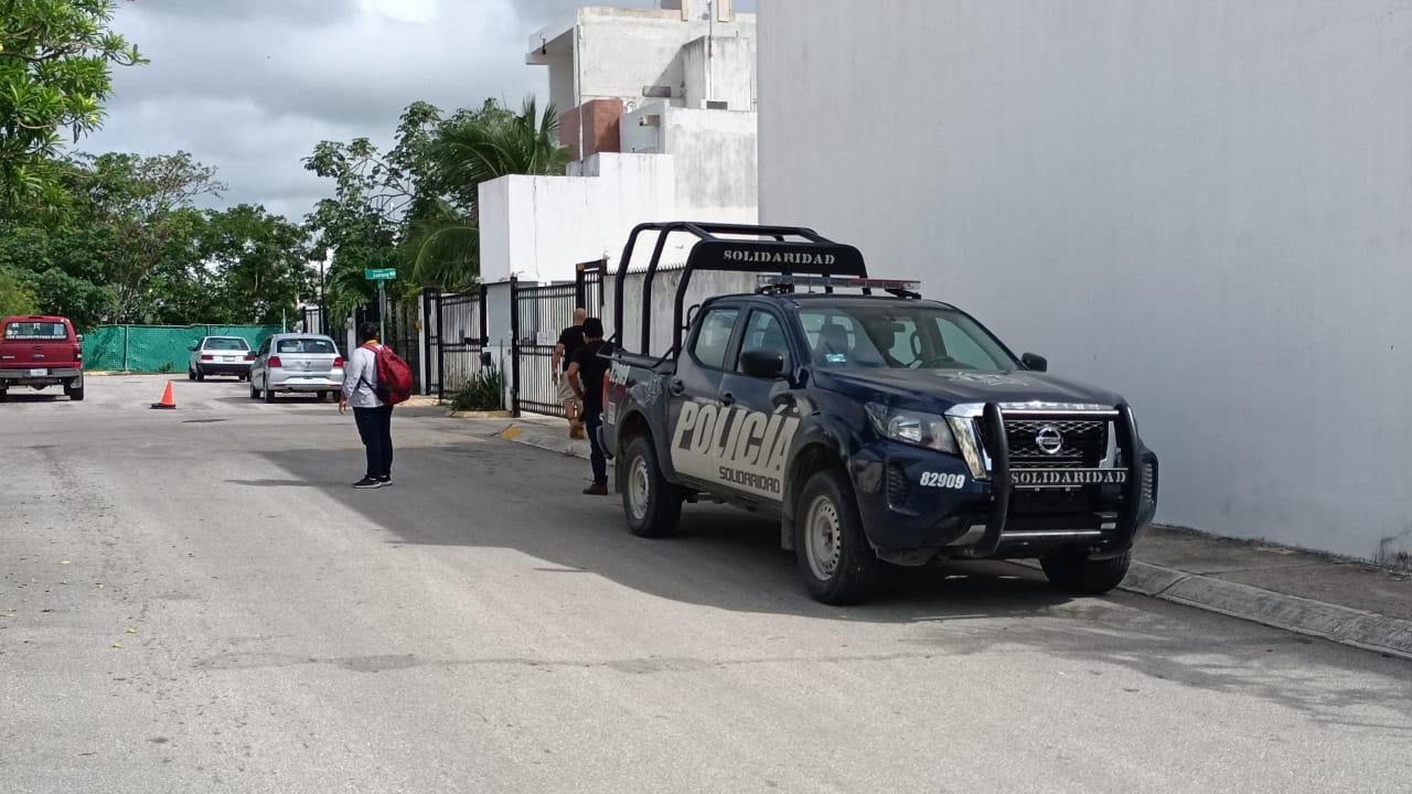 Viernes inicia de manera violenta, reportan disparos desde un taxi en Playa del Carmen