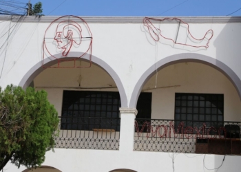 Carencia de presupuesto obligará a Ayuntamiento de José María Morelos a reciclar adornos patrios