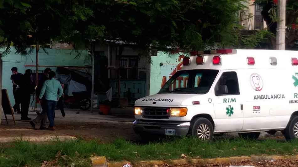 Balean a dos sujetos que se encontraban en un lavadero de autos en Cancún