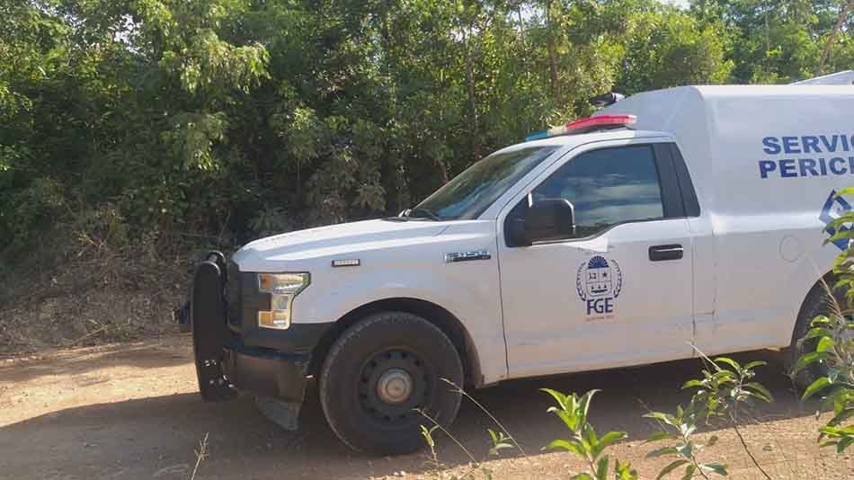 Con “tiro de gracia” encuentran cuerpo de hombre en camino de terracería de colonia irregular de Cancún