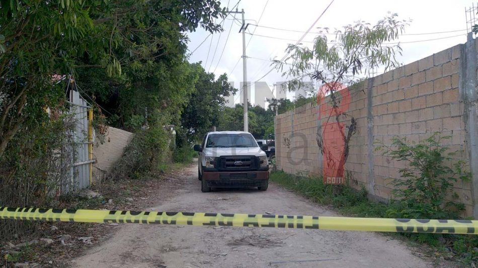 Encuentran cuerpo ensabanado en colonia de Cancún