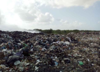 Las lluvias de “Grace” apagarían un incendio sin control en el basurero de Chetumal