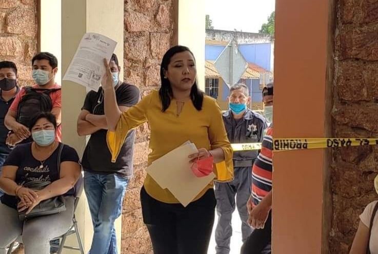 Ex alcaldesa de Carrillo Puerto asume defensa de empleados de su sucesor José Esquivel Vargas