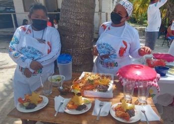 Pescadores de Punta Herrero realizan el Primer Festival de la Langosta del Caribe