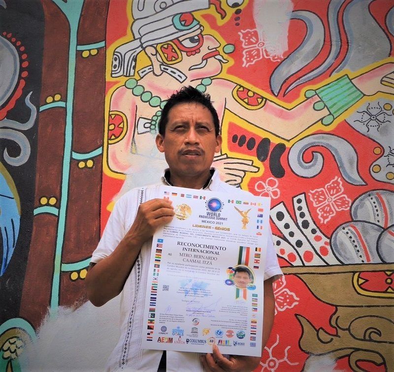 Reconocen el trabajo de Arux a favor de los pueblos mayas  