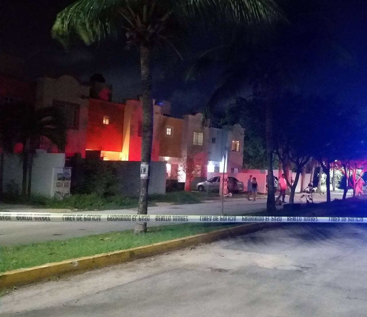 Sigue la violencia en Cancún; asesinan a balazos a ingeniero al salir a tirar basura
