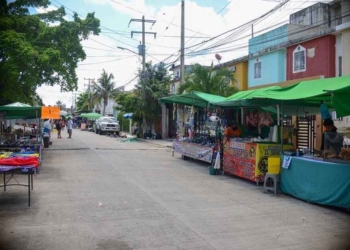 Las ventas de los tianguistas de Cancún no pasan más allá del 50 por ciento, dice su líder