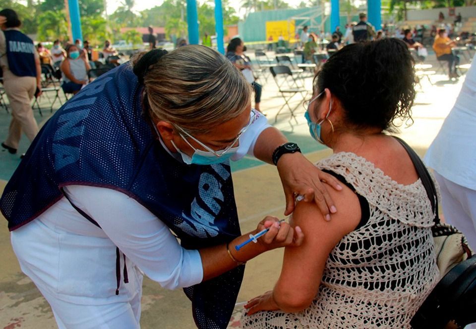 En Quintana Roo más del 53% de las personas de 40 a 49 años cuentan con esquema completo de vacunación