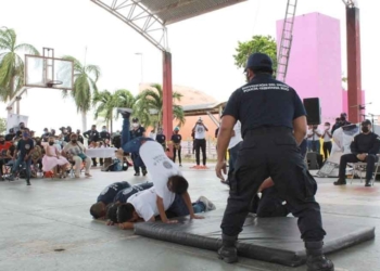 Capacitan en Quintana Roo a más de dos mil jóvenes para evitar disturbios callejeros