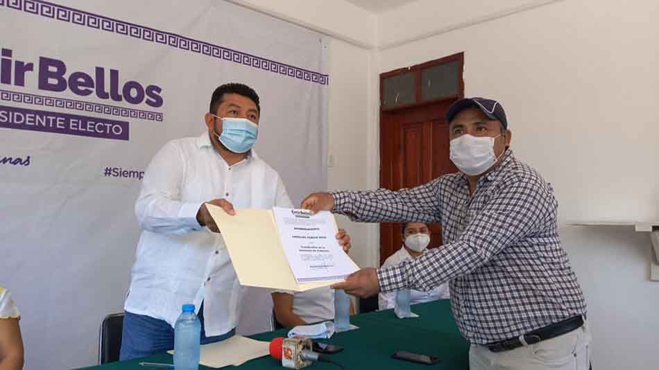Presidente Municipal Electo de Lázaro Cárdenas presenta equipo de transición para proceso de entrega recepción