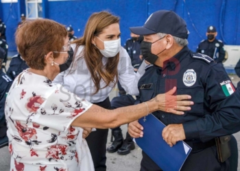 Entregan histórico apoyo a policías municipales de Benito Juárez