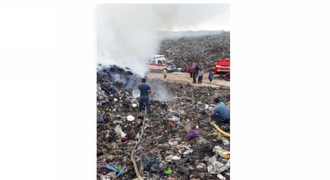 Basurero se incendia desde el domingo