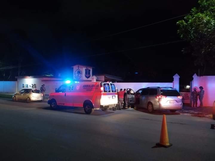 Le disparan a un hombre en Chetumal y alcanza a refugiarse en instalaciones militares