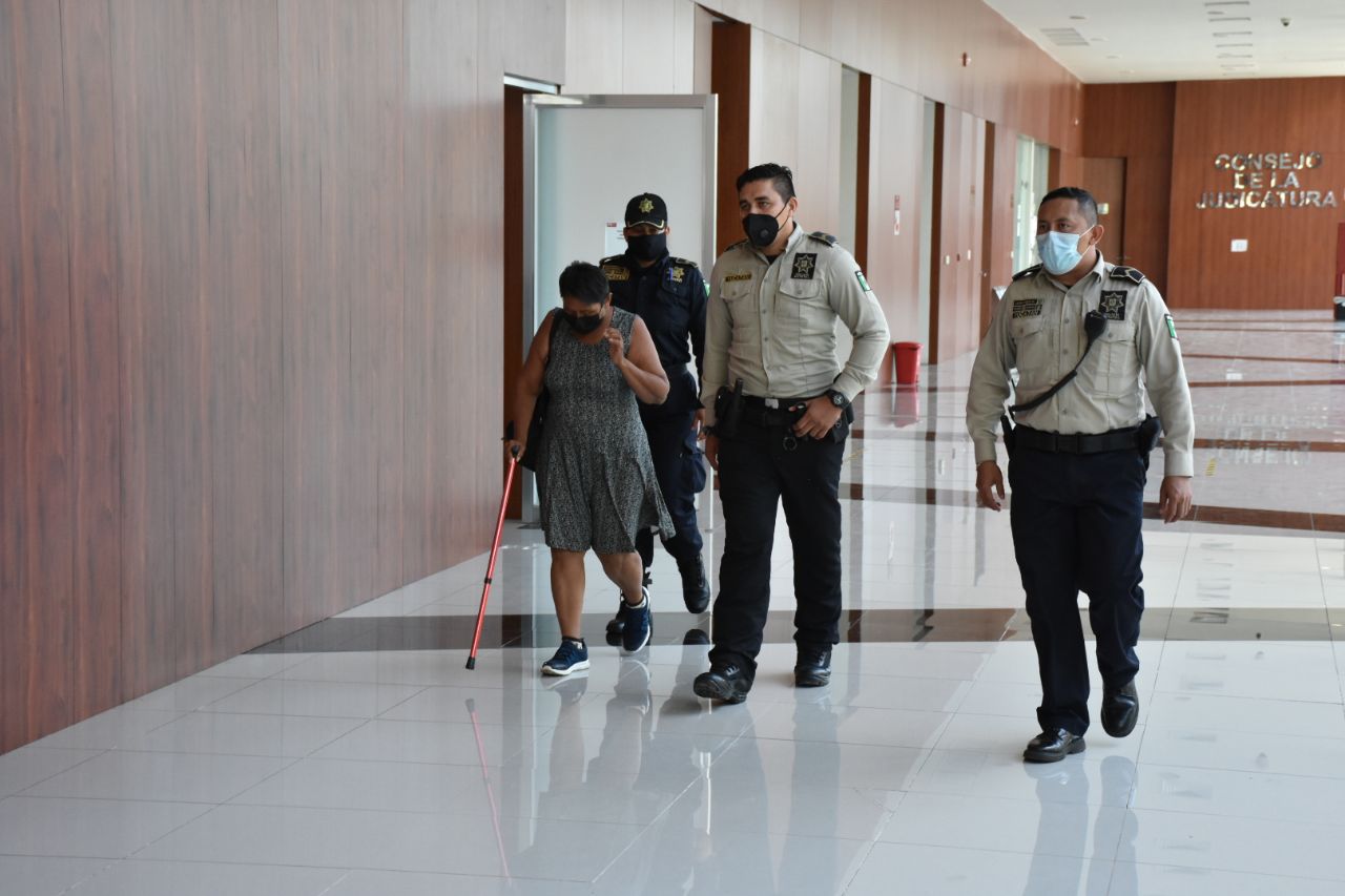 Por falta de pruebas, liberan a policías municipales de Mérida señalados en homicidio de joven veracruzano