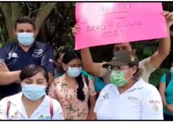 Carlos Joaquín desprecia a población y personal de salud