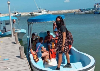 La temporada de tiburón ballena, detona fuentes de empleo en Holbox y Chiquilá