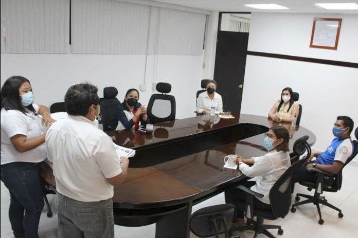 Democracia y transparencia en decisiones que repercutirán en la formación académica de estudiantes de la UNO