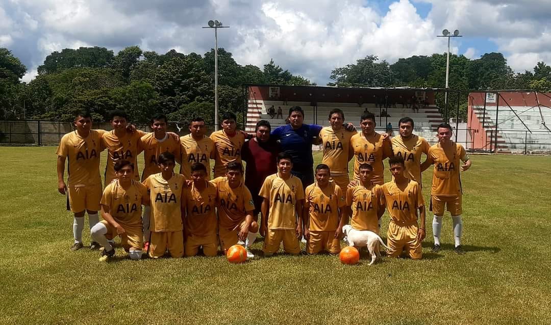 Aplastante triunfo como visitante posiciona a Cobras F.C. Valladolid en el liderato general