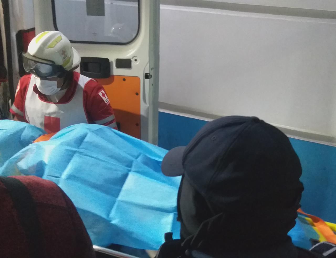 Balean a sujeto que cenaba tacos en puesto callejero de Cancún