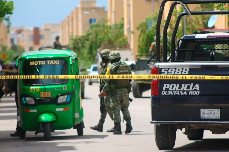 Ejecutan a balazos a mototaxista en Cancún: hay un detenido