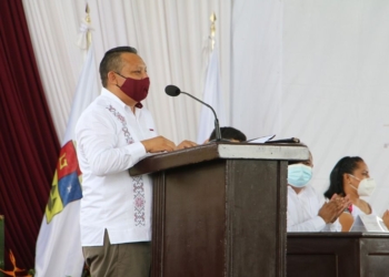 Erick Borges Yam rinde protesta como Presidente Municipal de José María Morelos