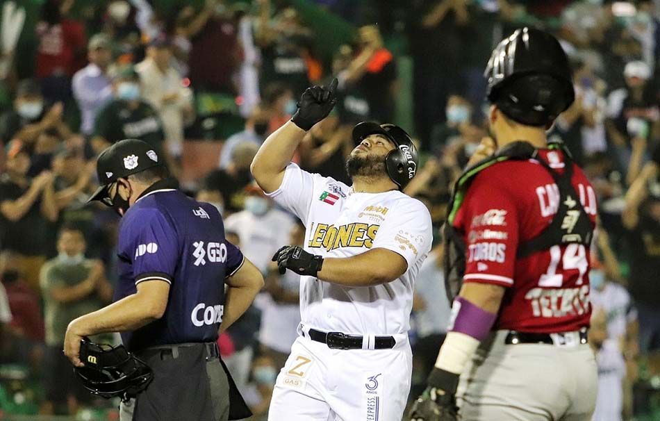 Jonrón de Juárez corona joya de pitcheo y los Leones están  a un triunfo de ser campeones 