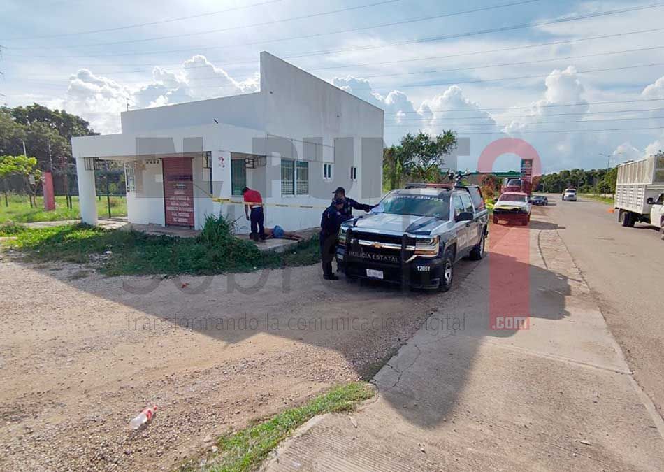 Madre de joven que fallece en la vía pública de Playa del Carmen acusa a la policía y FGE de homicidio por omisión