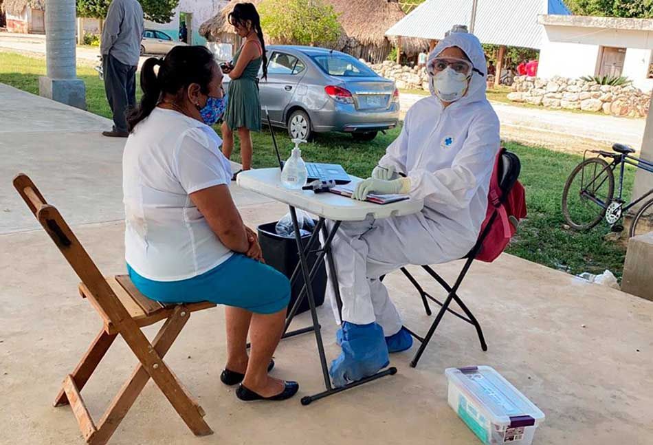 Trabajadores de salud se quedan sin paga por desatender a la población de comunidades marginadas