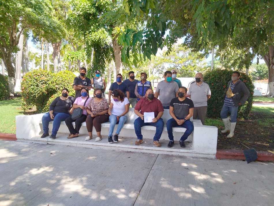 Trabajadores municipales piden al Ayuntamiento de Othón P. Blanco les pague antes del cambio de administración