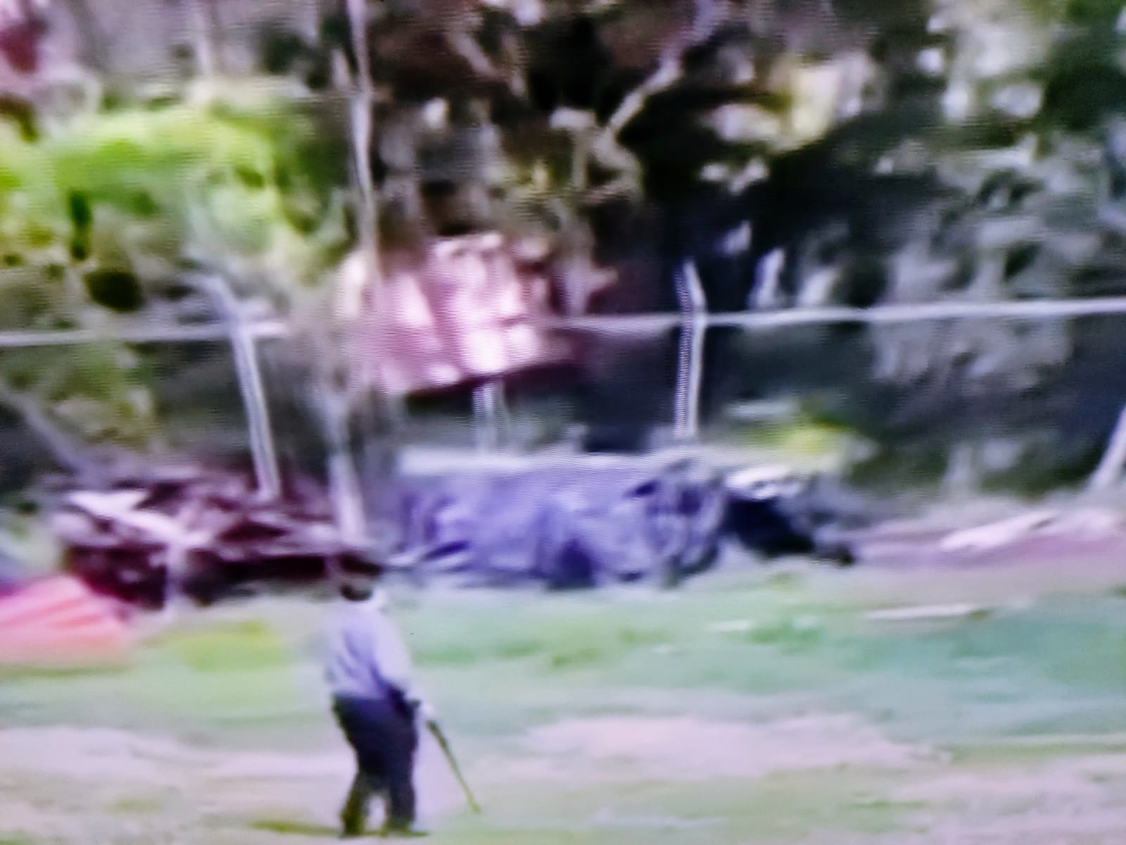 Ya es buscado por disparar y matar a un perro, al parecer se trata de un funcionario