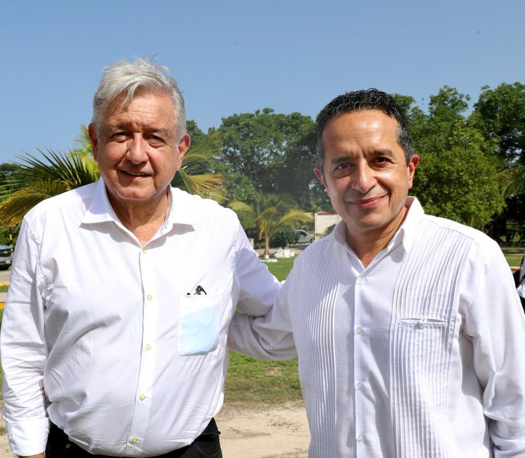 El presidente López Obrador dice que sobrevoló las 1,200 hectáreas donde estará el aeropuerto de Tulum