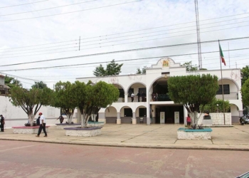 Palacio Municipal de José María Morelos, sin electricidad por falta de pago; Gobierno del Estado apoyará a resolver la contingencia