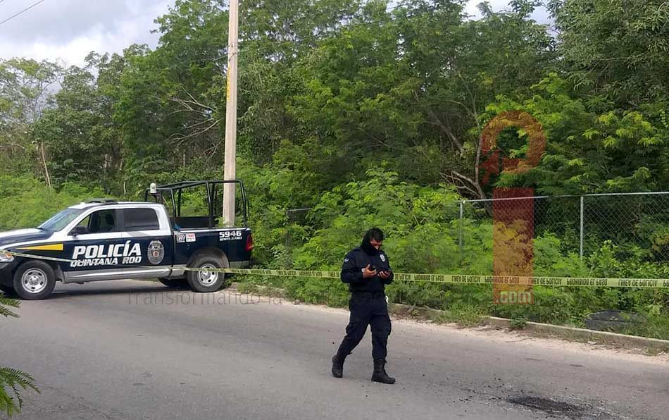 Trabajador de bacheo encuentra en avenida de Cancún bolsa con restos humanos