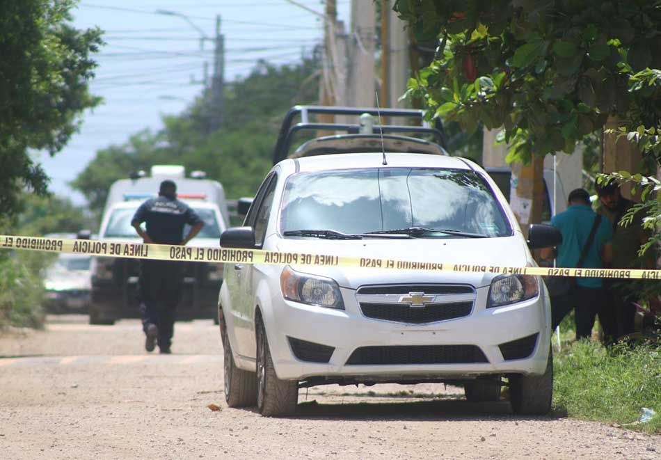 Encuentran cuerpo “encajuelado” en colonia de Cancún, podría ser taxista “levantado” en zona hotelera
