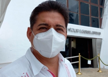 Diputado priista asegura que seguirá en las filas del tricolor y califica de rumores versiones de su llegada al PAN
