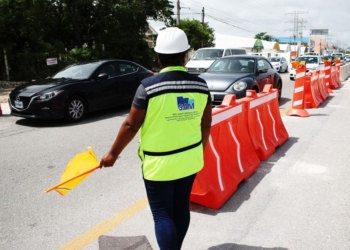 Continúan diversos trabajos en varios tramos de la carretera federal 307 para el Tren Maya