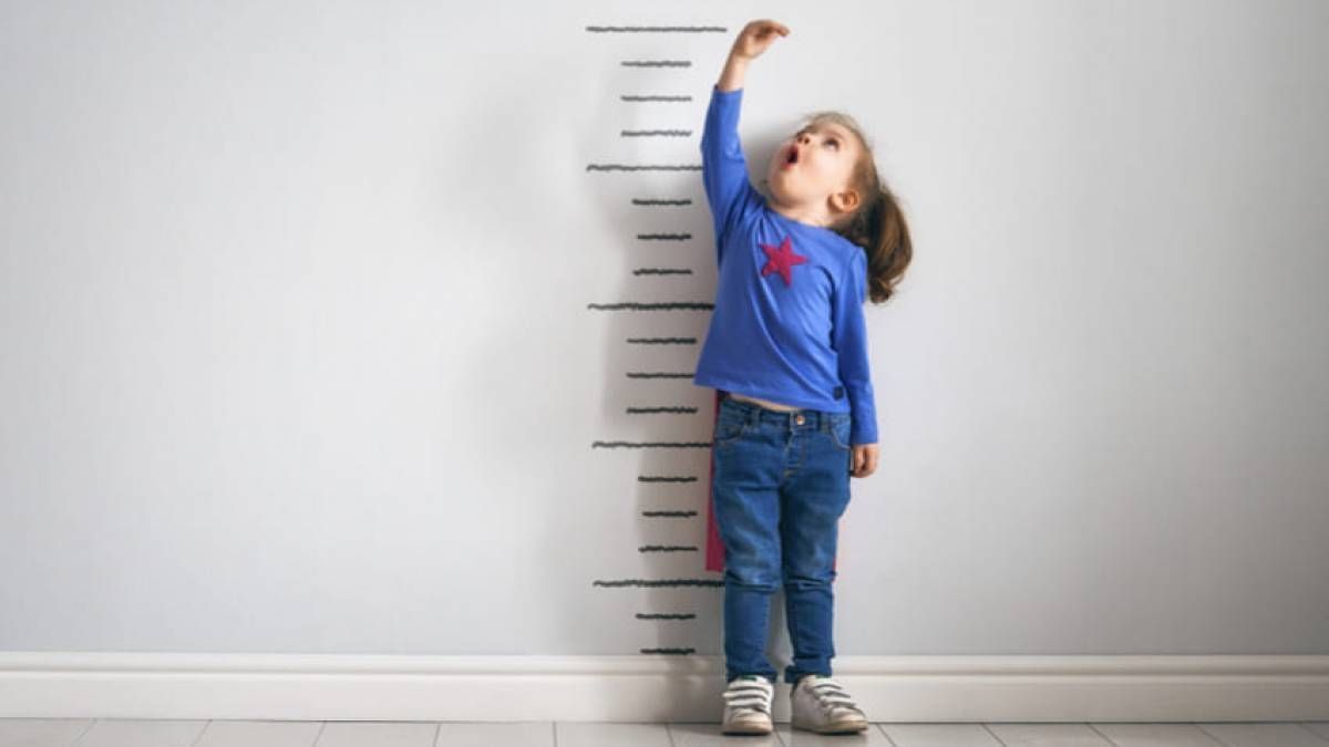 ¿Sabes cuánto debe crecer tu hijo o hija al año?