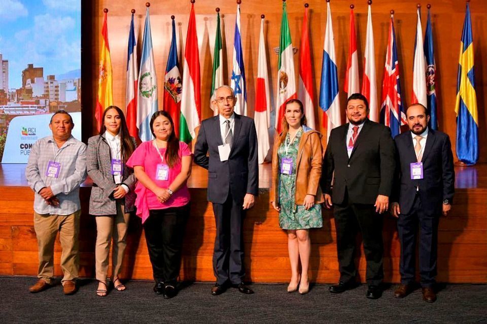 Edil electa de Carrillo Puerto a favor de la ecología en foro internacional en Medellín, Colombia