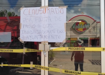 Por falta de pago clausuran oficinas en el municipio de JMM