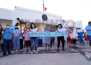 Manifestación en Chetumal de grupos a favor de la vida