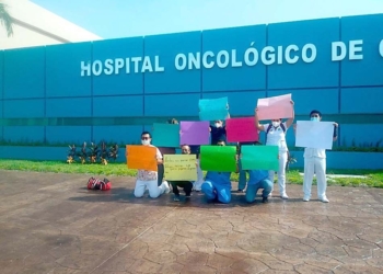 Insabi paga solo dos de tres quincenas que adeuda a oncólogos y enfermeras en Chetumal