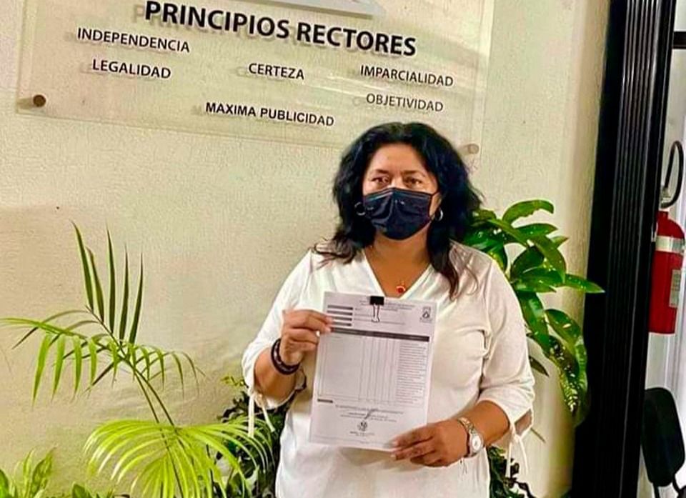 Ex legisladora panista pide retirar diputación a ex correligionaria convertida en morenista
