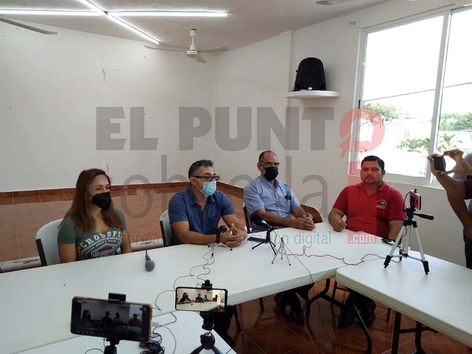 Padres de familia y deportistas de Quintana Roo reprochan a titular de la Cojudeq falta de apoyo y le piden rinda cuentas