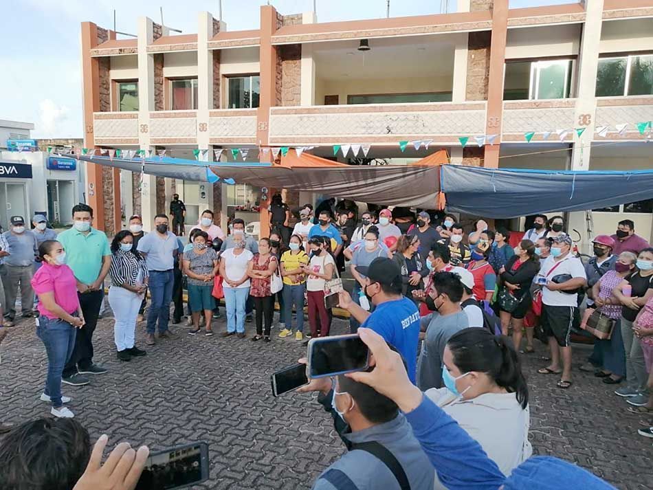 Trabajadores sindicalizados de Felipe Carrillo Puerto levantan paro tras compromiso de pago de próxima alcaldesa