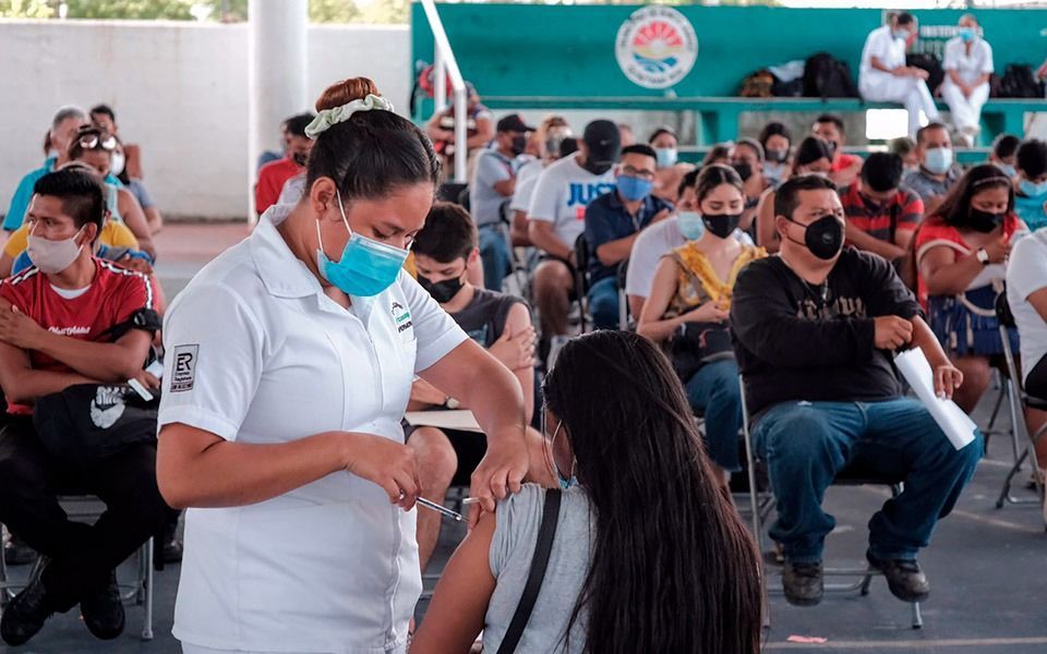 Más de 23 mil personas todavía no se vacunan contra la COVID-19, SESA