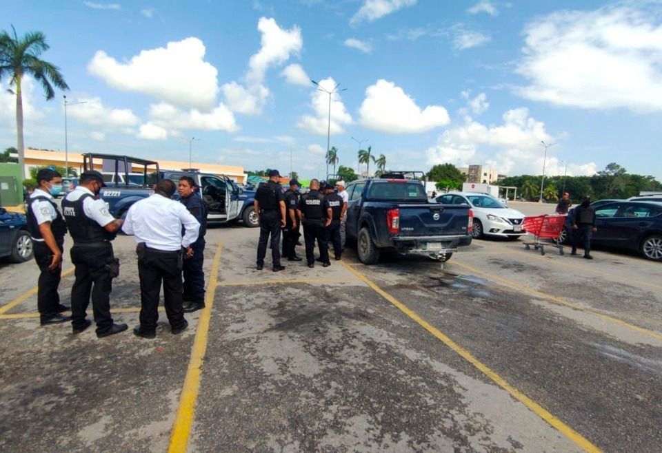 A punta de pistola atracan a contratista en Playa del Carmen, le quitan $200,000
