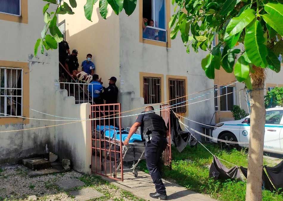 Acuchilla a su compañero con quien ingería bebidas alcohólicas y huye