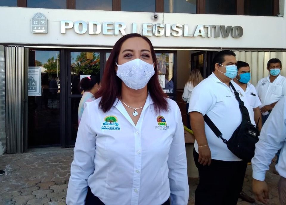 Inician descuentos de quincenas a profesores faltistas en Quintana Roo; advierten sanciones mayores