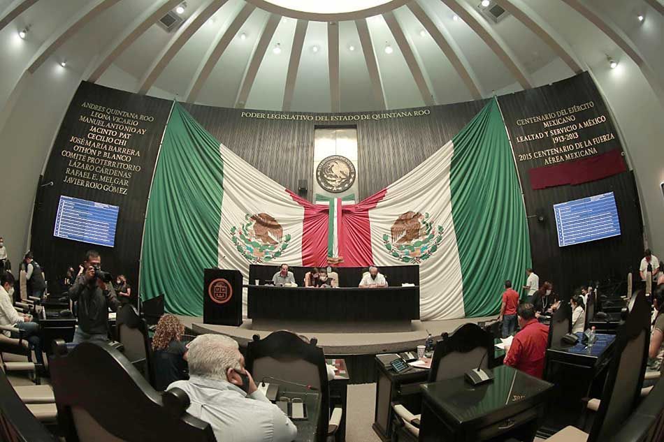 Empresarios impugnarán reforma que amplía a 8 años período de gobernador en Quintana Roo; los diputados no son de fiar, señalan